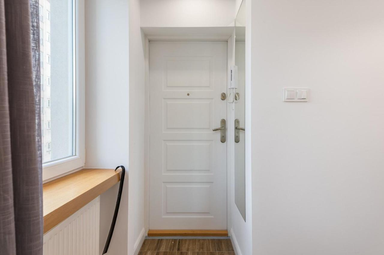 Rent Like Home - Zlota 65 II Варшава Екстериор снимка