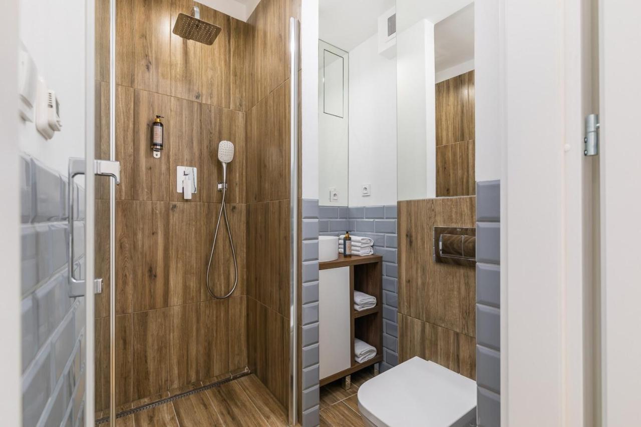 Rent Like Home - Zlota 65 II Варшава Екстериор снимка